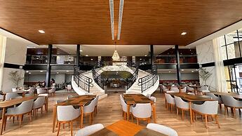 GRAN PARADISO RESORT