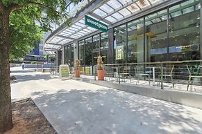 Sentral West Midtown At Star Metals