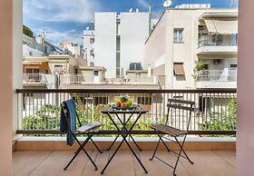 Stylish apt steps from Acropolis by GHH