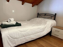 Bella Vista Junior in Kamena Vourla