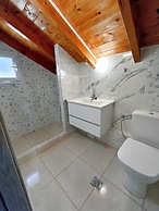 Bella Vista Junior in Kamena Vourla