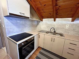 Bella Vista Junior in Kamena Vourla