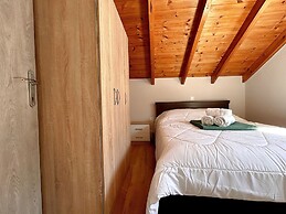 Bella Vista Junior in Kamena Vourla