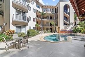 Surfside Towers 205