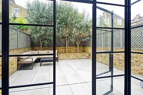 Elegant 4 Bedroom London Home W/garden - Clapham