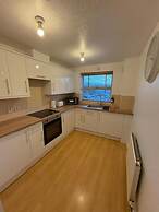2 Bed-sleeps 3-parking-town Centre