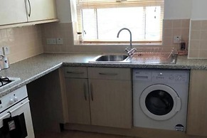 2 Bed-sleeps 3-parking-town Centre