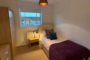 2 Bed-sleeps 3-parking-town Centre