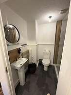 2 Bed-sleeps 3-parking-town Centre