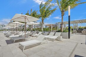 72 Park - Miami Beach by Nomada