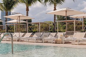 72 Park - Miami Beach by Nomada