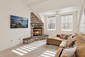 Castlewood Retreat #2524