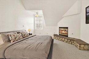 Castlewood Retreat #2524