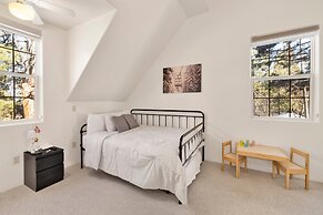 Castlewood Retreat #2524