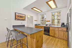 Castlewood Retreat #2524