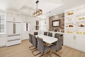 Castlewood Retreat #2524