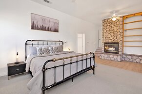 Castlewood Retreat #2524