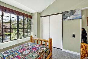 Woodland Retreat #2548