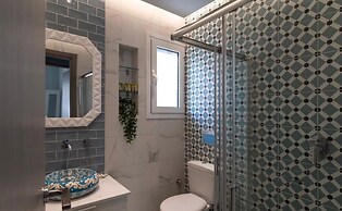 Artistic apt in Gazi with terrace by GHH