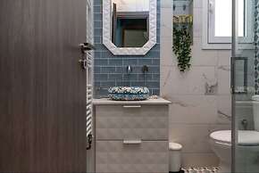 Artistic apt in Gazi with terrace by GHH