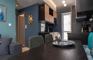 Artistic apt in Gazi with terrace by GHH