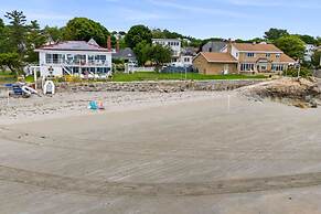 Coastal Charm Lobster Ch Teau