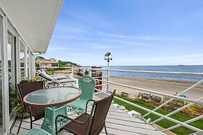 Coastal Charm Lobster Ch Teau