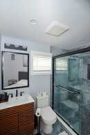 Lake Access 4 Bed 3 Bath HOT TUB