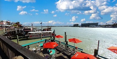 The Harbor Condo 411 - Premier