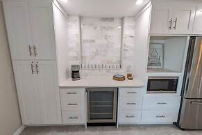 Sea Club #39 - Seaside Serenity