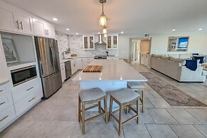 Sea Club #39 - Seaside Serenity