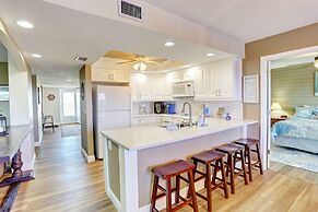 Bayshore Yacht & Tennis 806