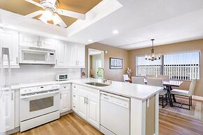 Bayshore Yacht & Tennis 806