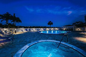 Bayshore Yacht & Tennis 806