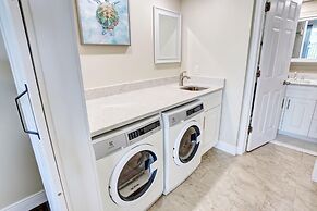 Bayshore Yacht & Tennis 806