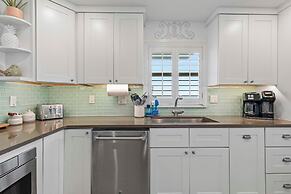 Sea Coast Gardens II 101