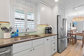 Sea Coast Gardens II 101