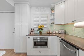 Sea Coast Gardens II 101