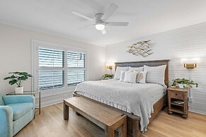 Sea Coast Gardens II 101