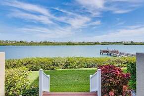 Sea Club #32 - Dolphins Lookout