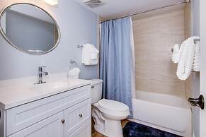 Sea Club #32 - Dolphins Lookout