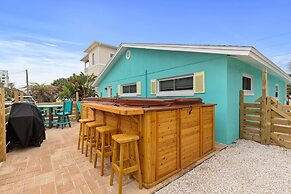 Aqua Beach Bungalow
