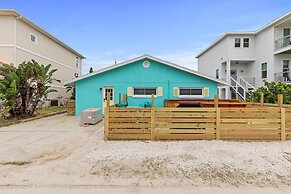 Aqua Beach Bungalow