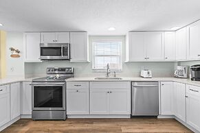 Ponce de Leon Towers 705