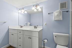 Ponce de Leon Towers 705