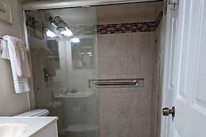 Sea Club #502 - Anchor's Away