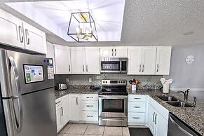 Sea Club #13 - Coastal Charm