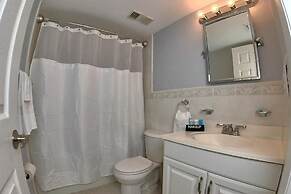 Sea Club #13 - Coastal Charm