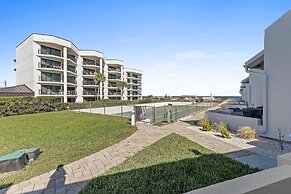 Sea Winds Condominiums C