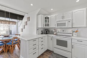 Sea Winds Condominiums C